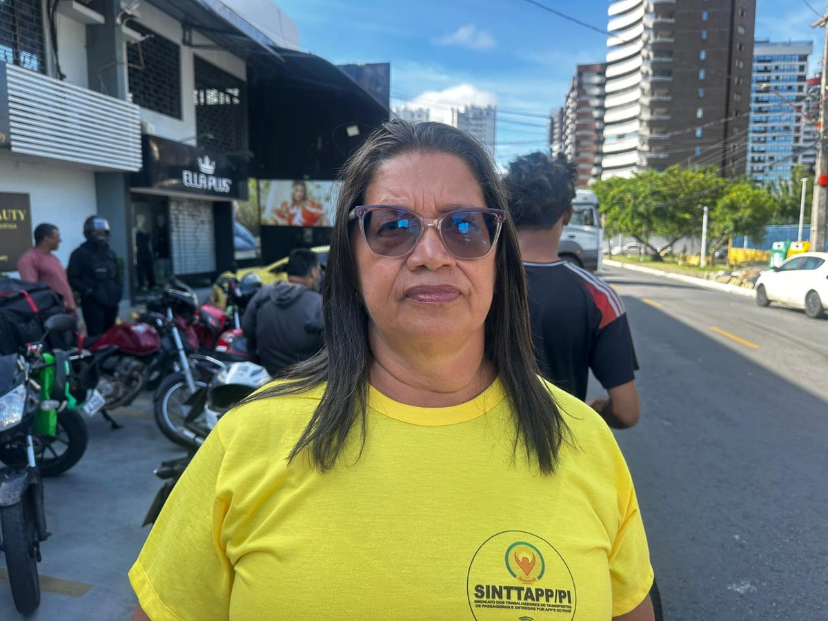 'Projeto pode reduzir renda', dizem motoristas por aplicativo em ato em Teresina