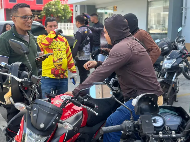 'Projeto pode reduzir renda', dizem motoristas por aplicativo em ato em Teresina