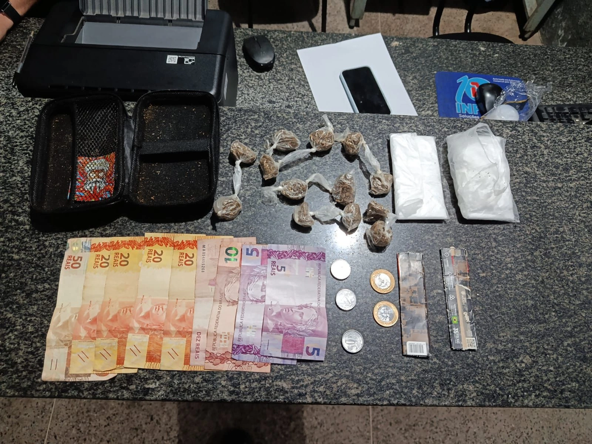 Quatro adolescentes são apreendidos com drogas após tentativa de fuga em Piripiri