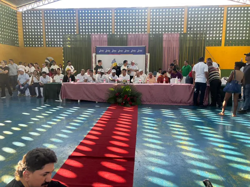 Rafael Fonteles anuncia pacote de obras e ações durante agenda em Porto