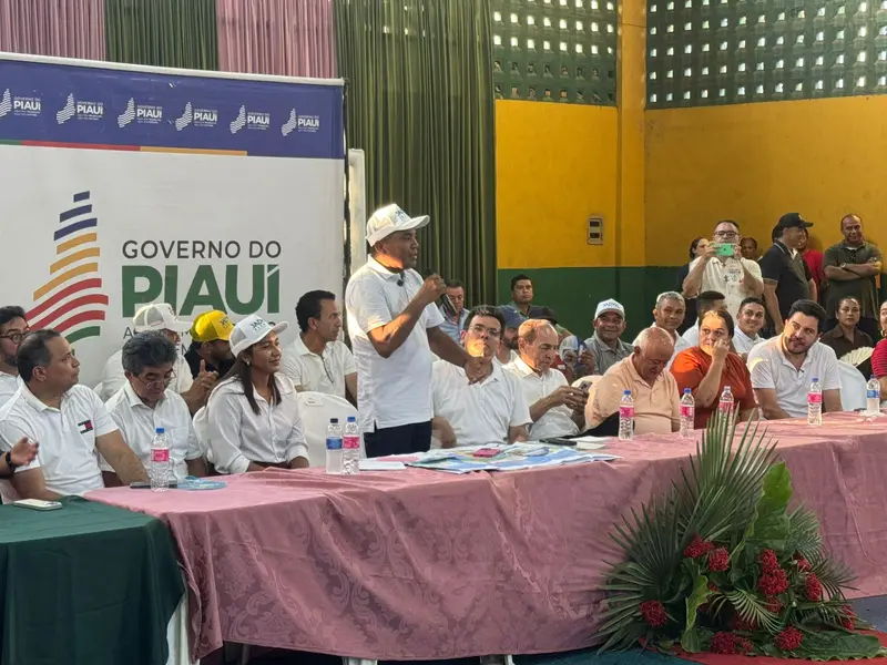 Rafael Fonteles anuncia pacote de obras e ações durante agenda em Porto