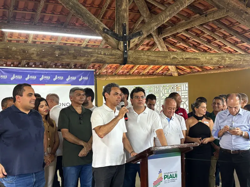 Rafael Fonteles entrega asfalto e anuncia novos investimentos em Nazaré