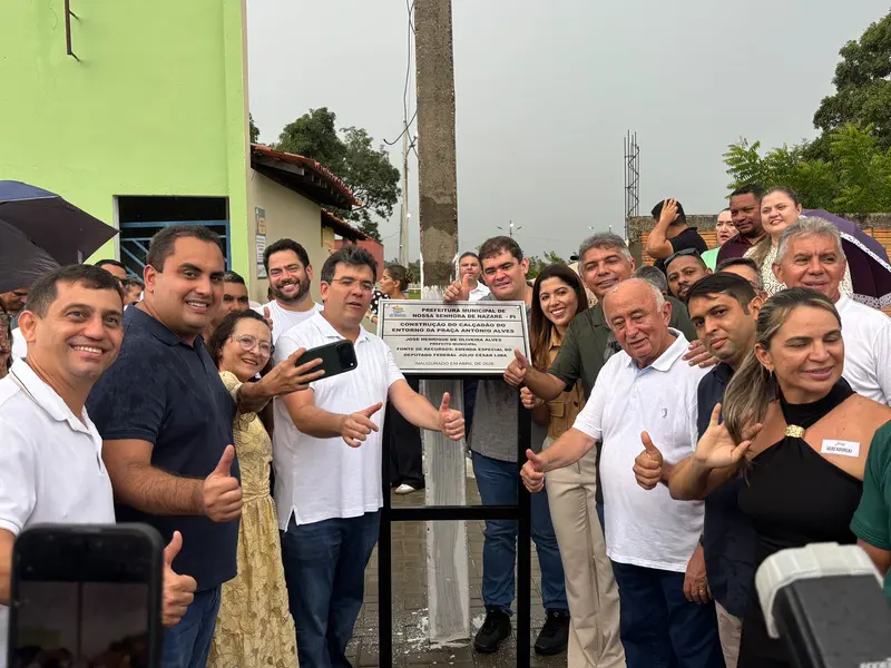 Rafael Fonteles entrega asfalto e anuncia novos investimentos em Nazaré