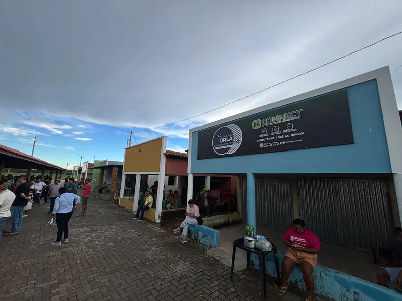 Rafael Fonteles entrega asfalto e anuncia novos investimentos em Nazaré