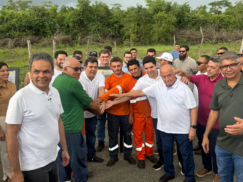 Rafael Fonteles entrega asfalto e anuncia novos investimentos em Nazaré