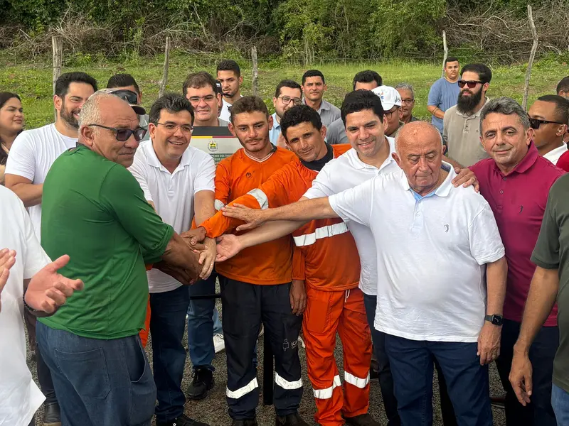 Rafael Fonteles entrega asfalto e anuncia novos investimentos em Nazaré