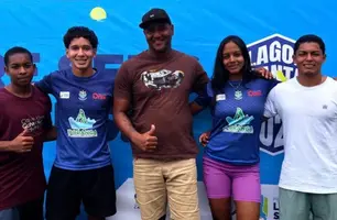 Representantes da Escola de Canoagem Iporanga (Foto: Ascom Secepi)