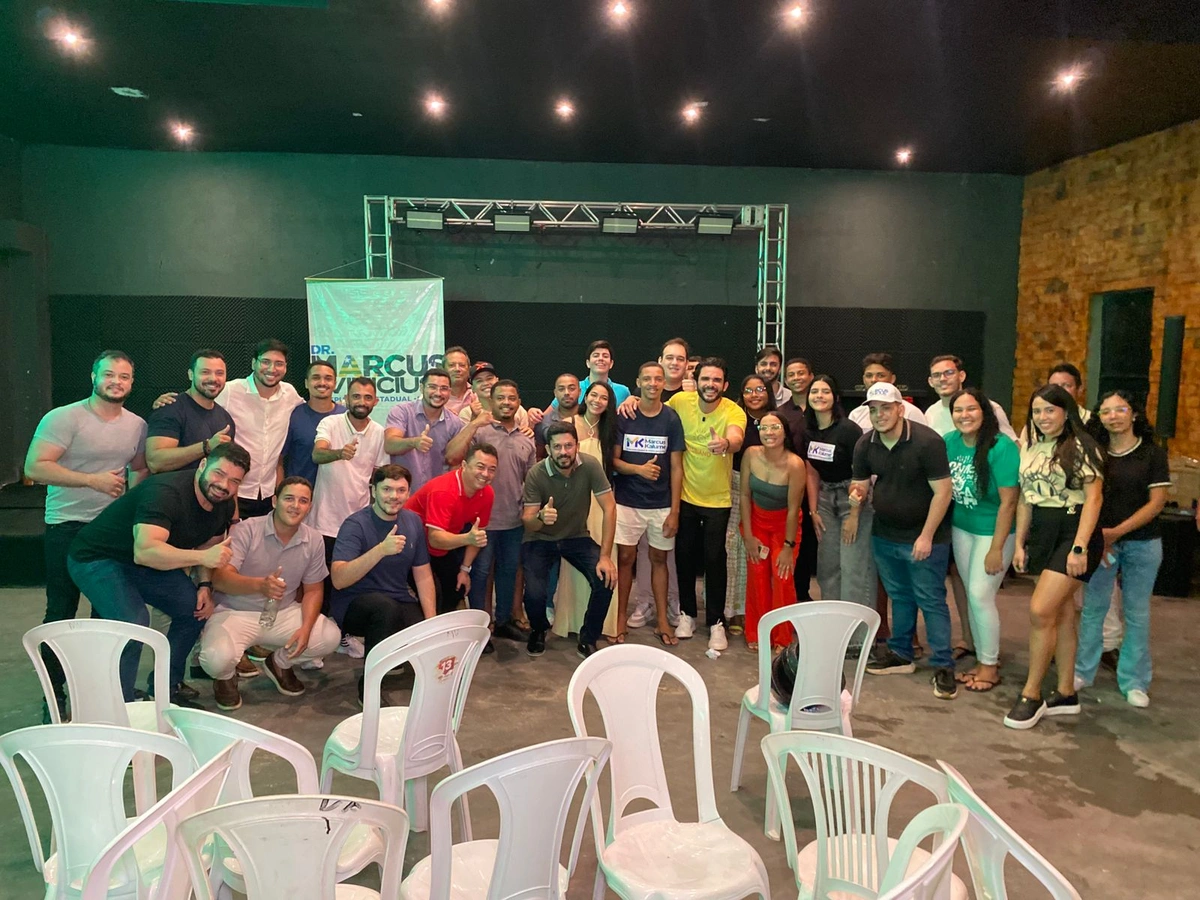 Reunião em Floriano reforça grupo político do deputado Dr. Marcus Kalume