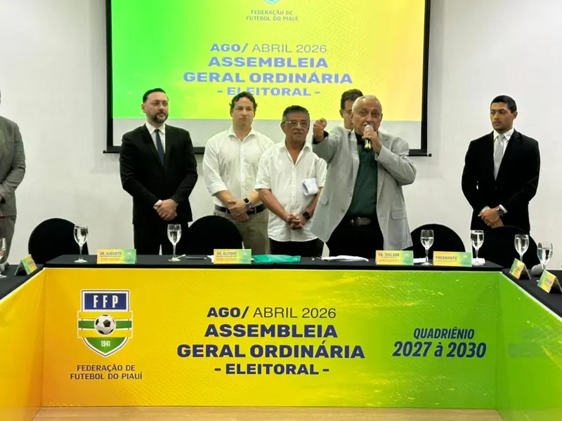 Robert Brown é aclamado e seguirá na presidência da FFP