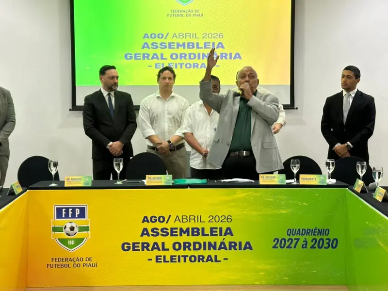 Robert Brown é aclamado e seguirá na presidência da FFP