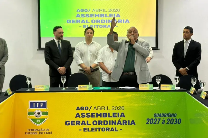 Robert Brown é aclamado e seguirá na presidência da FFP
