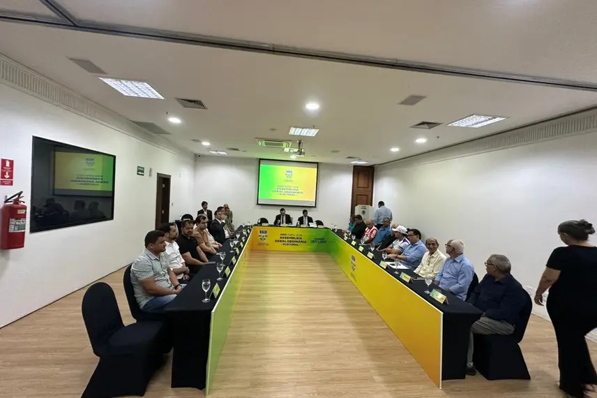 Robert Brown é aclamado e seguirá na presidência da FFP