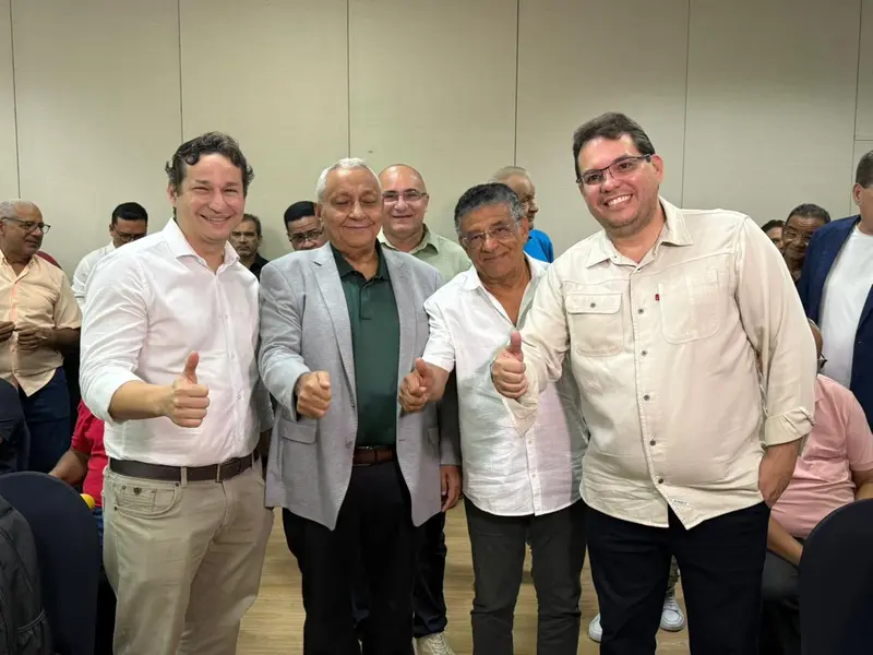 Robert Brown é aclamado e seguirá na presidência da FFP