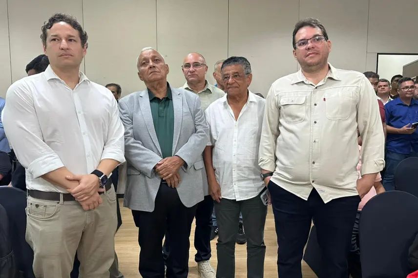 Robert Brown é aclamado e seguirá na presidência da FFP