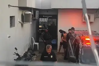 RONI apreende menor e conduz adulto por direção perigosas em Teresina