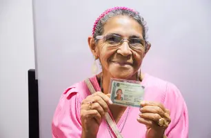 Servidores aposentados devem atualizar identidade até 30 de abril (Foto: Reprodução)