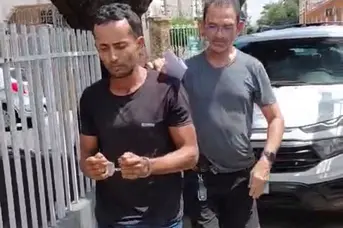 Suspeito de arrombamentos em Teresina é preso e tenta desarmar policial