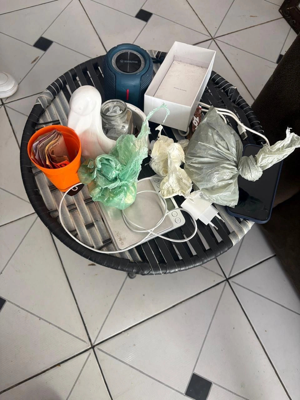 Suspeito de repassar nota falsa é preso com drogas em São Raimundo Nonato