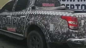 Suspeito é detido com drogas durante patrulhamento no bairro Vermelha, em Teresina (Foto: Reprodução)