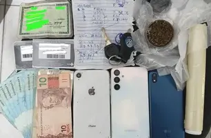 Suspeito é preso com drogas e material do tráfico na zona urbana de Picos (Foto: Reprodução)