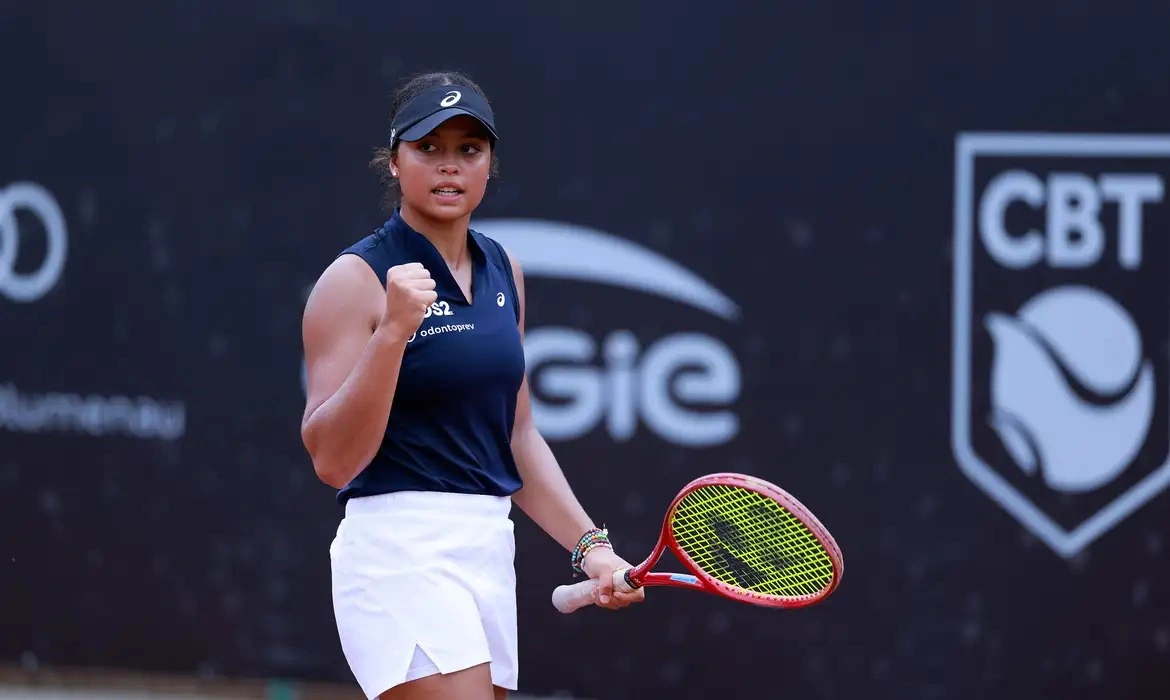 Tenista Nauhany Silva 'Naná'.