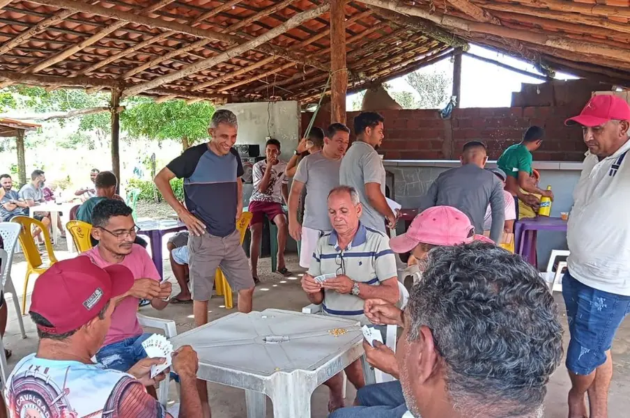 Torneio de baralho movimenta Semana Santa na Varjota em Monsenhor Gil