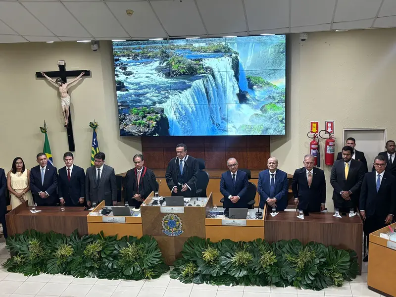 TRE-PI empossa José Wilson Ferreira e Olímpio Passos m solenidade marcada pela presença de autoridades nacionais em Teresina