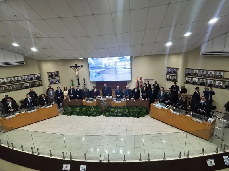 TRE-PI empossa José Wilson Ferreira e Olímpio Passos m solenidade marcada pela presença de autoridades nacionais em Teresina