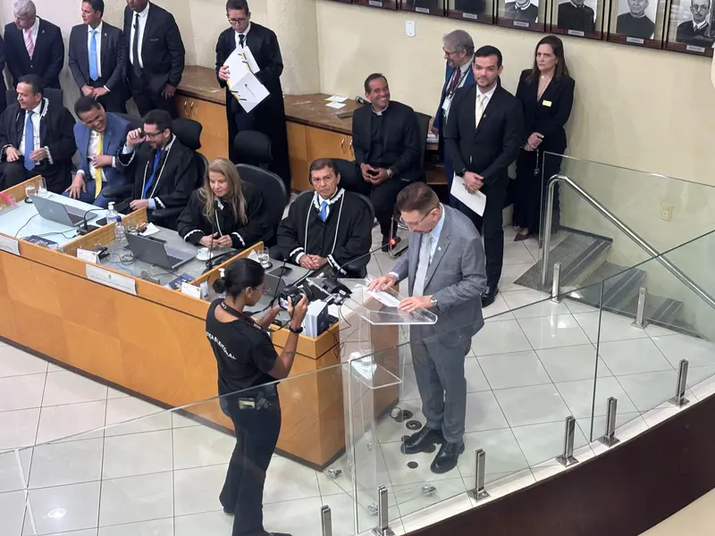 TRE-PI empossa José Wilson Ferreira e Olímpio Passos m solenidade marcada pela presença de autoridades nacionais em Teresina