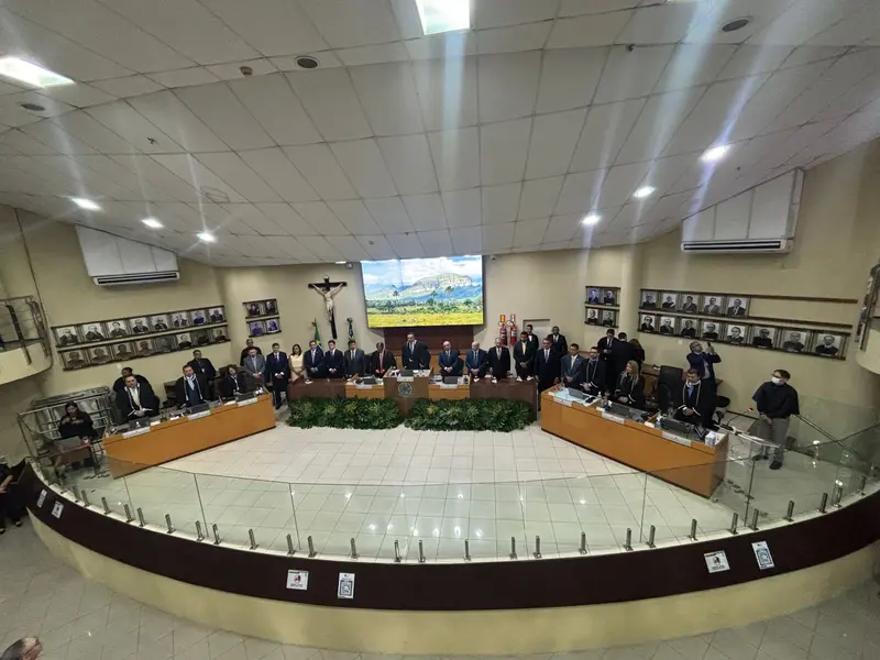 TRE-PI empossa José Wilson Ferreira e Olímpio Passos m solenidade marcada pela presença de autoridades nacionais em Teresina