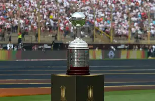 Troféu da Libertadores. (Foto: Alexandre Vidal/Flamengo)