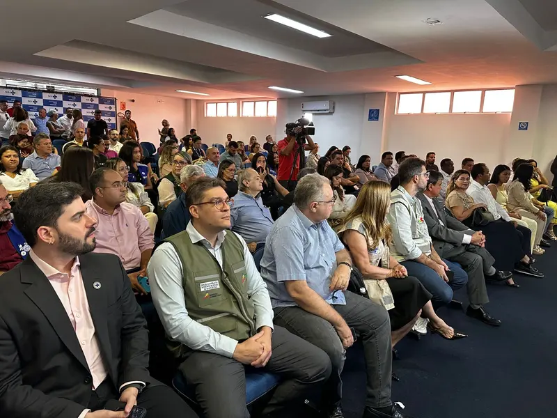 Wellington Dias anuncia construção de 22 unidades de saúde no Piauí