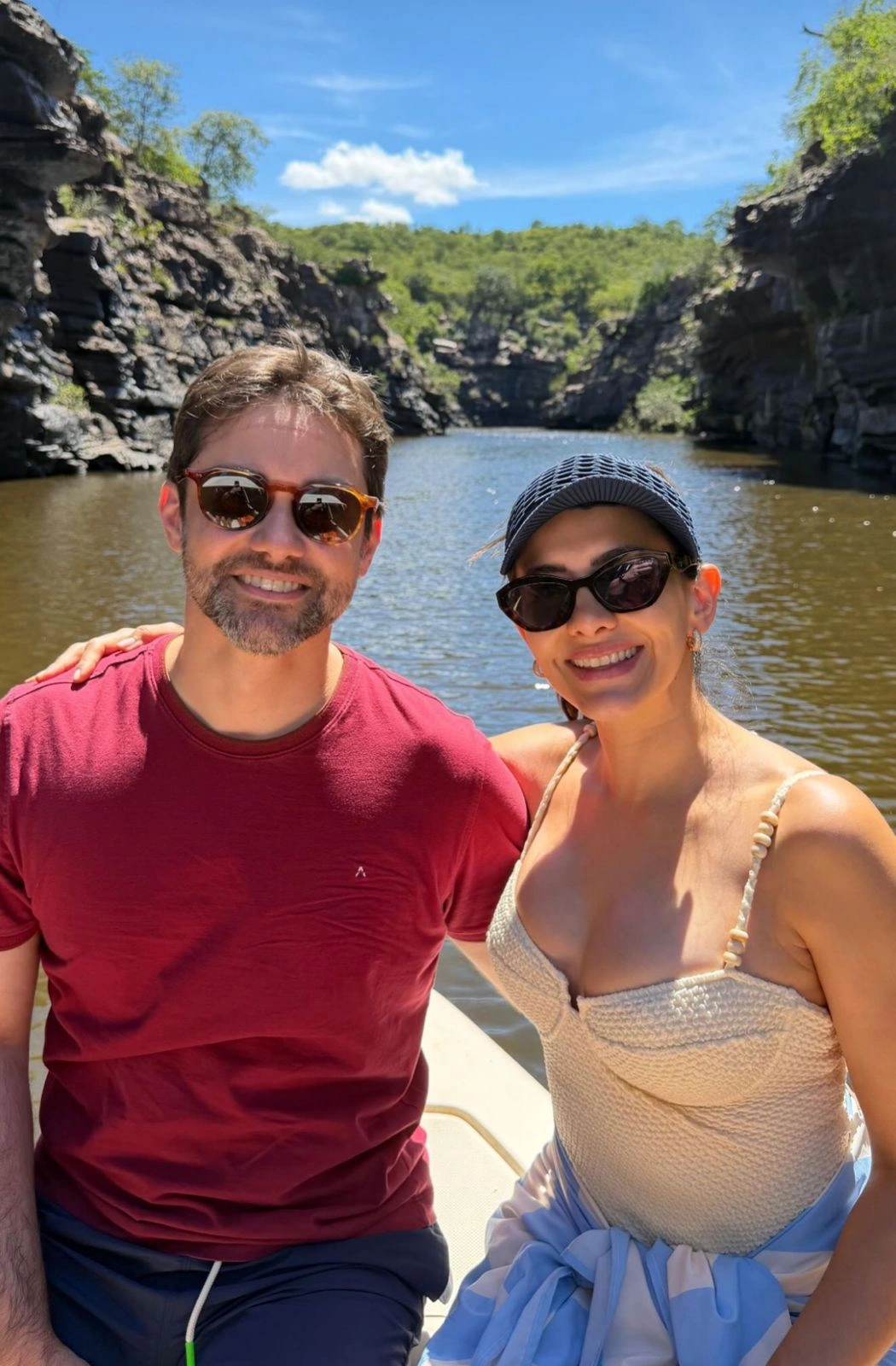 Casal Gilson Araujo e Fernanda Castro, junto com os filhos curtiram viagem no PI
