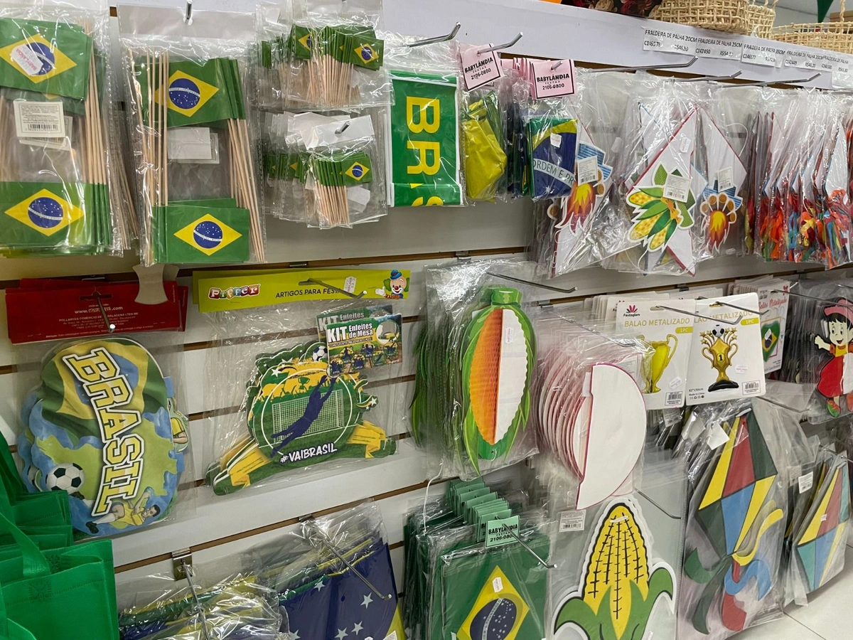 Comercio de Teresina preparado para a Copa