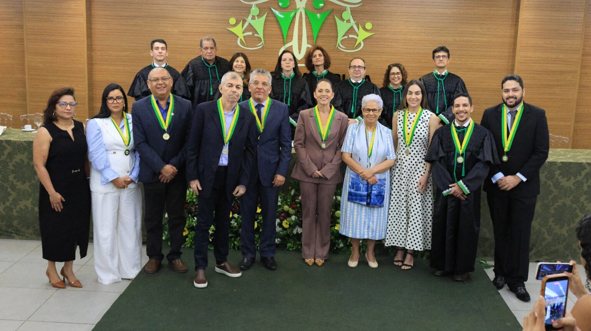 Defensoria Pública do Piauí realiza sessão solene com entrega de medalha a personalidades piauienses