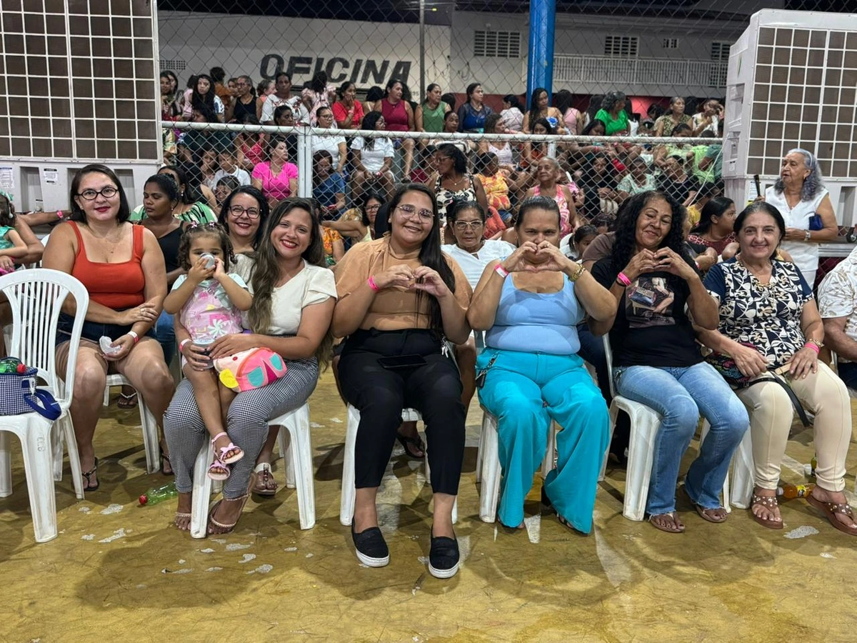 Demerval Lobão celebra Dia das Mães com festa e sorteio de casa mobiliada
