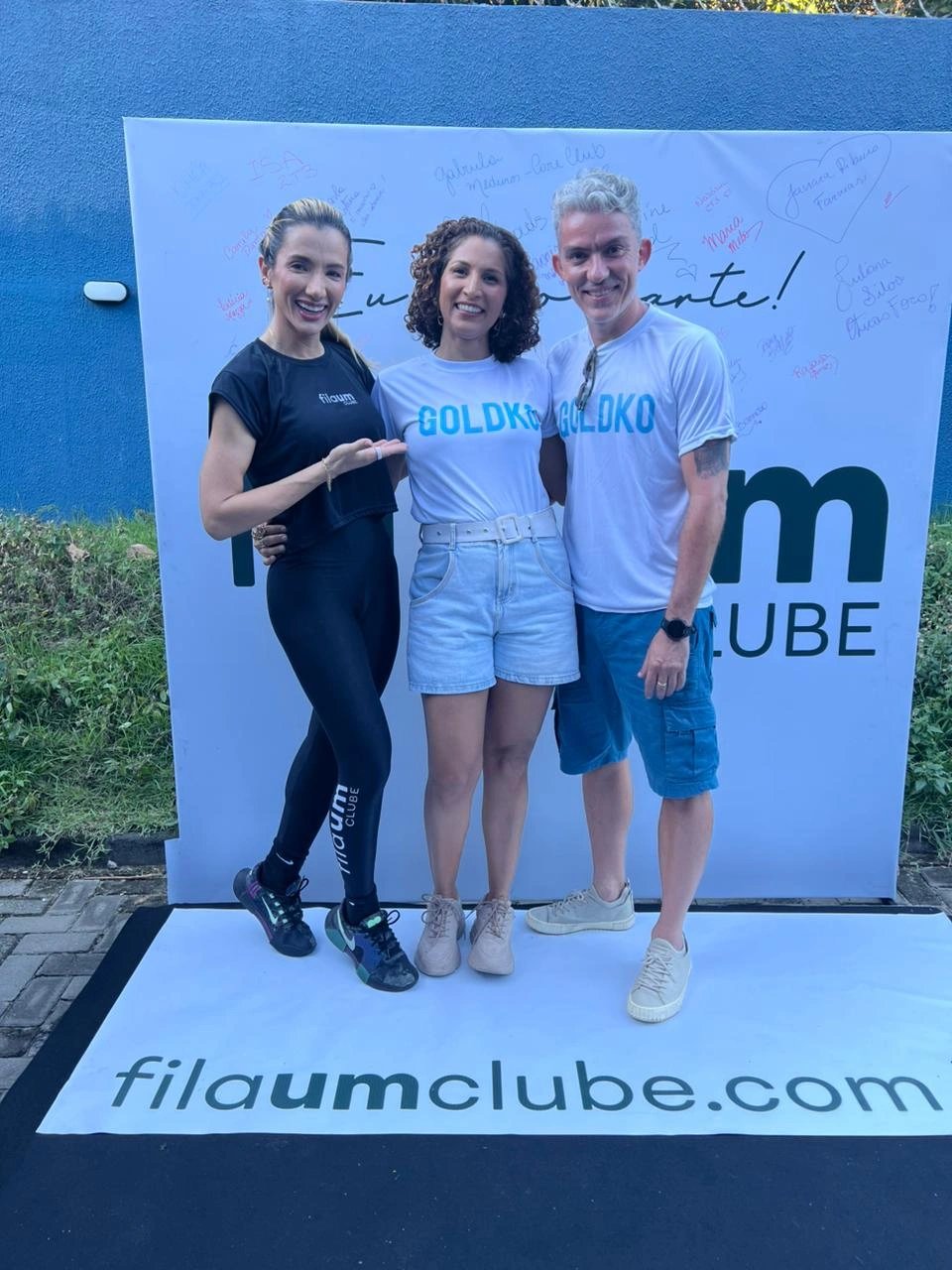Empresária Jordana Guerra lança o site do Fila Um Clube em tarde animada e festiva