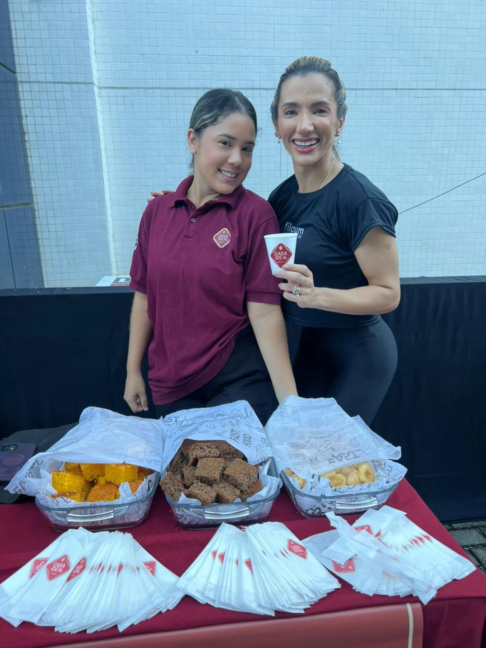 Empresária Jordana Guerra lança o site do Fila Um Clube em tarde animada e festiva