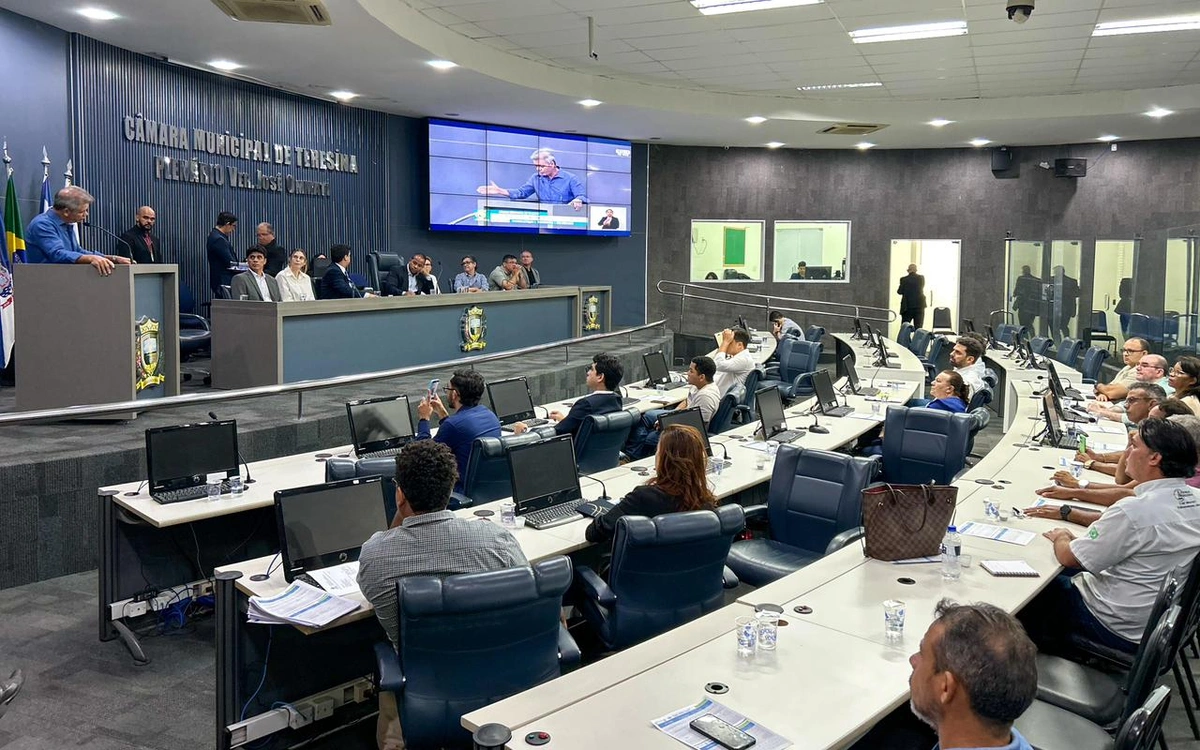 Enzo Samuel e Leôndidas debatem segurança na construção civil em Teresina