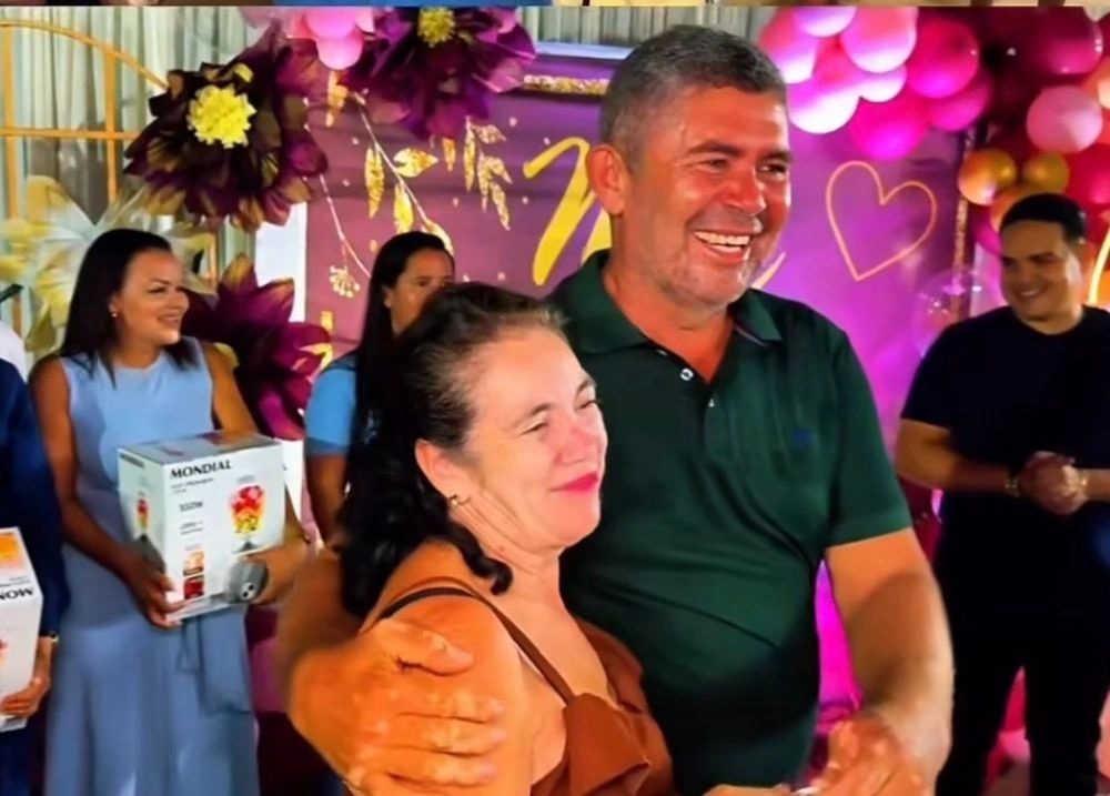 Festa das Mães emociona famílias com homenagens e brindes em Passagem Franca