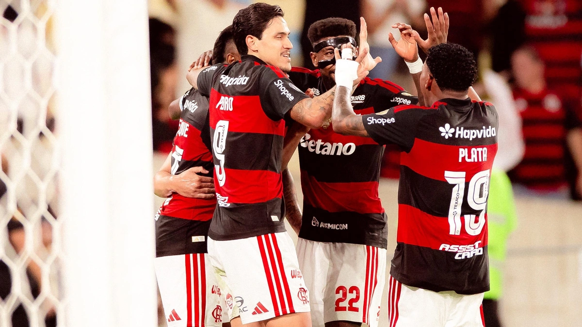 Flamengo vence Cusco e fica próximo de garantir melhor campanha na Libertadores