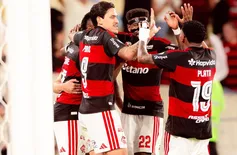 Flamengo vence Cusco e fica próximo de garantir melhor campanha na Libertadores