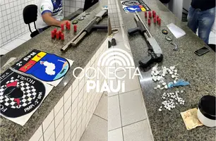 Força Tática apreende arma, munições e drogas em Ilha Grande do Piauí (Foto: Reprodução)