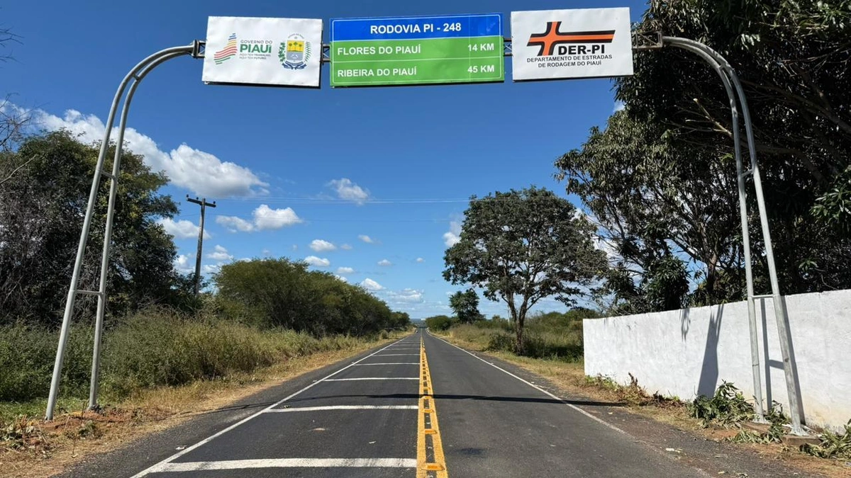 Governo do Piauí entrega novas rodovias e obras de mobilidade urbana em Flores e Ribeira do Piauí