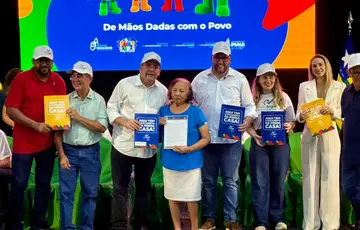 Governo entrega obras do OPA e títulos de imóveis na zona Sudeste de Teresina