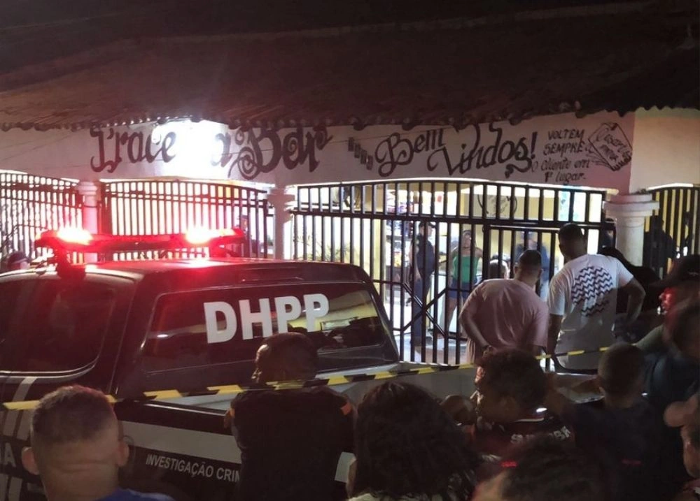 Homem é executado a tiros dentro de bar na zona Sul de Teresina
