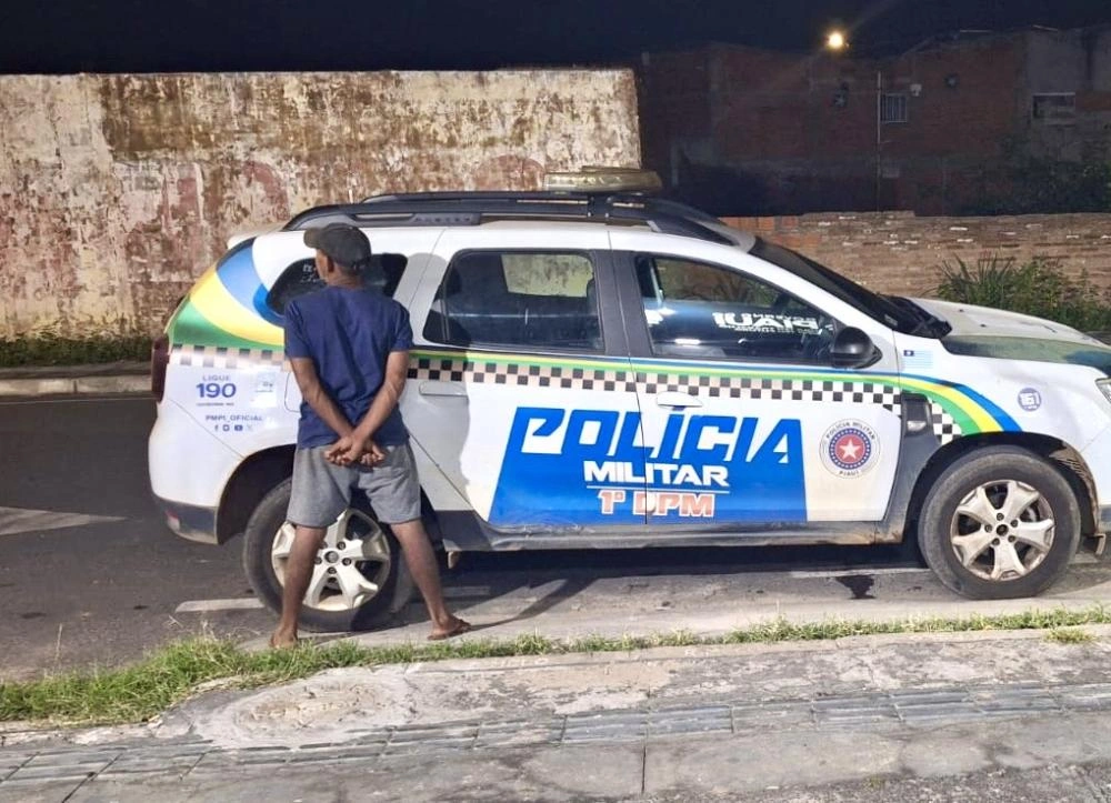 Homem é preso após esfaquear outro durante confusão em Passagem Franca do Piauí