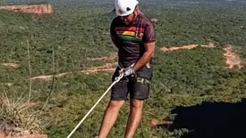 Iniciante no rapel vive aventura na Serra Furada e destaca Manoel Emídio (Foto: Reprodução)