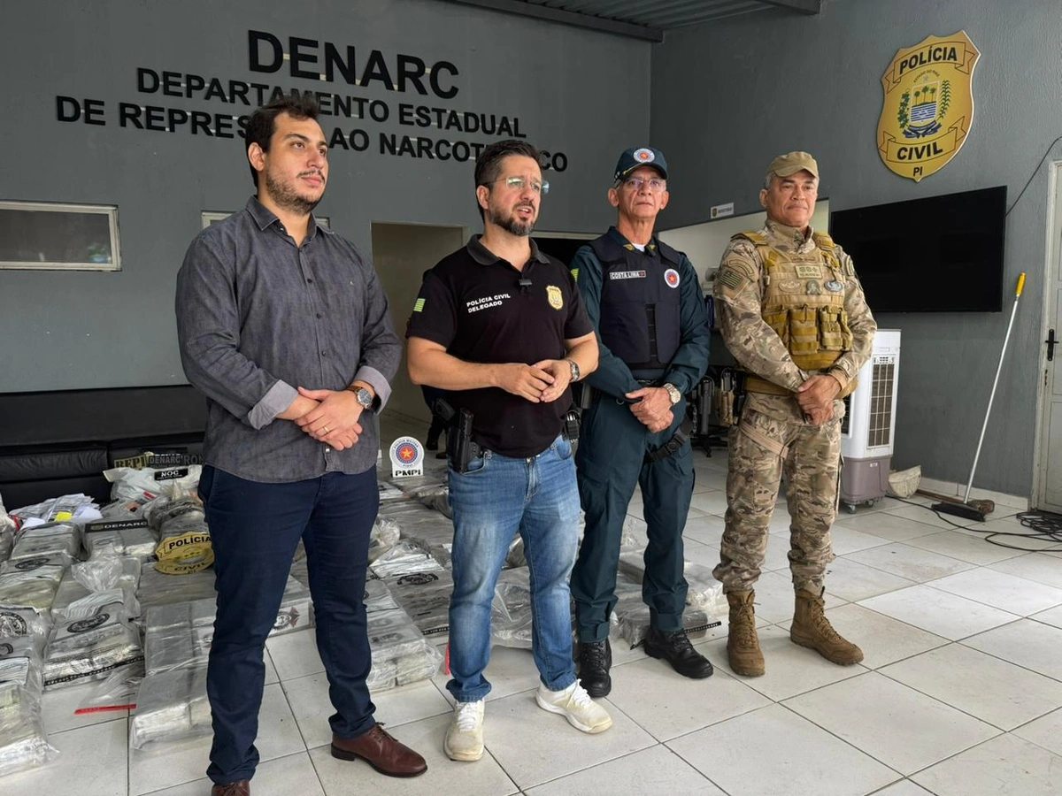 Mais de 800 kg de drogas apreendidas em operações são incineradas em Teresina