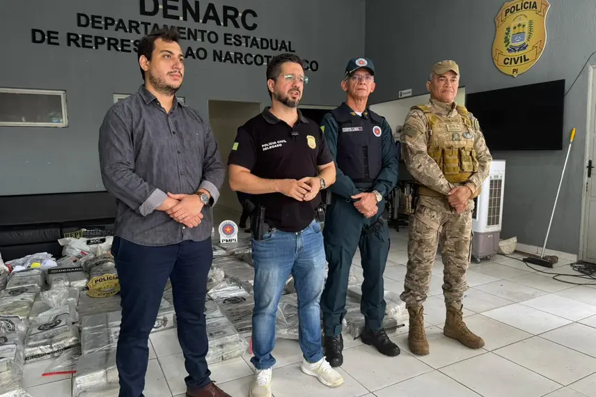 Mais de 800 kg de drogas apreendidas em operações são incineradas em Teresina